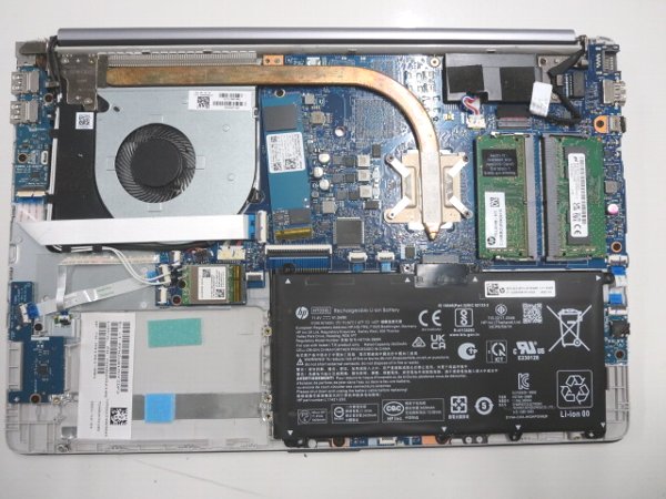 YOSHI】HP 255 G8 【液晶漏れ・動作確認済み】 YOSHI】HP 255 G8