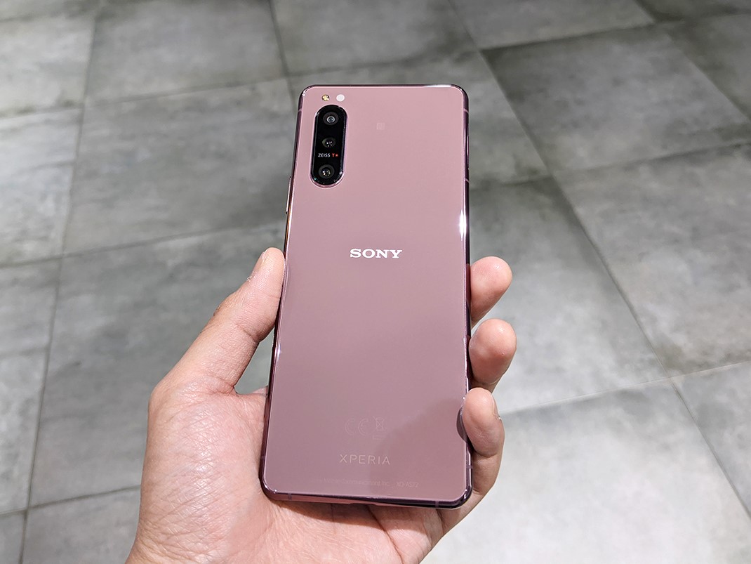 Xperia 5 II: Sony brings the pink model to Europe and throws in WF