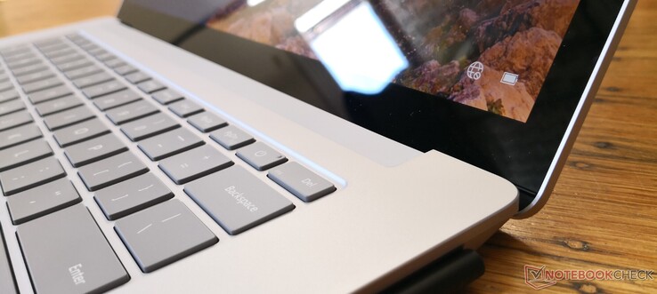 Microsoft Surface Laptop 3 15-inch Core i7 Review: Better with Ice