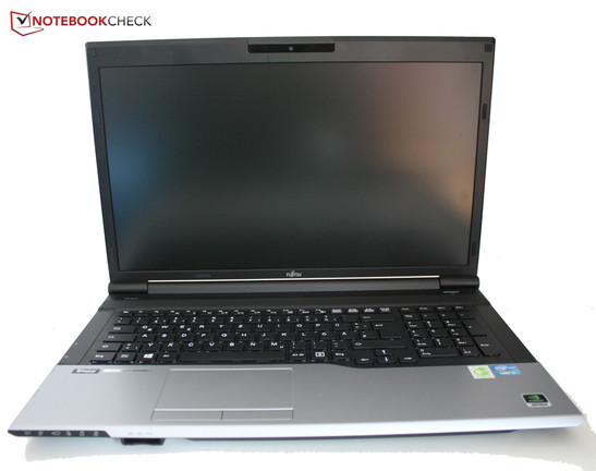 Review Fujitsu Lifebook N532-0M3501DE Notebook - NotebookCheck.net