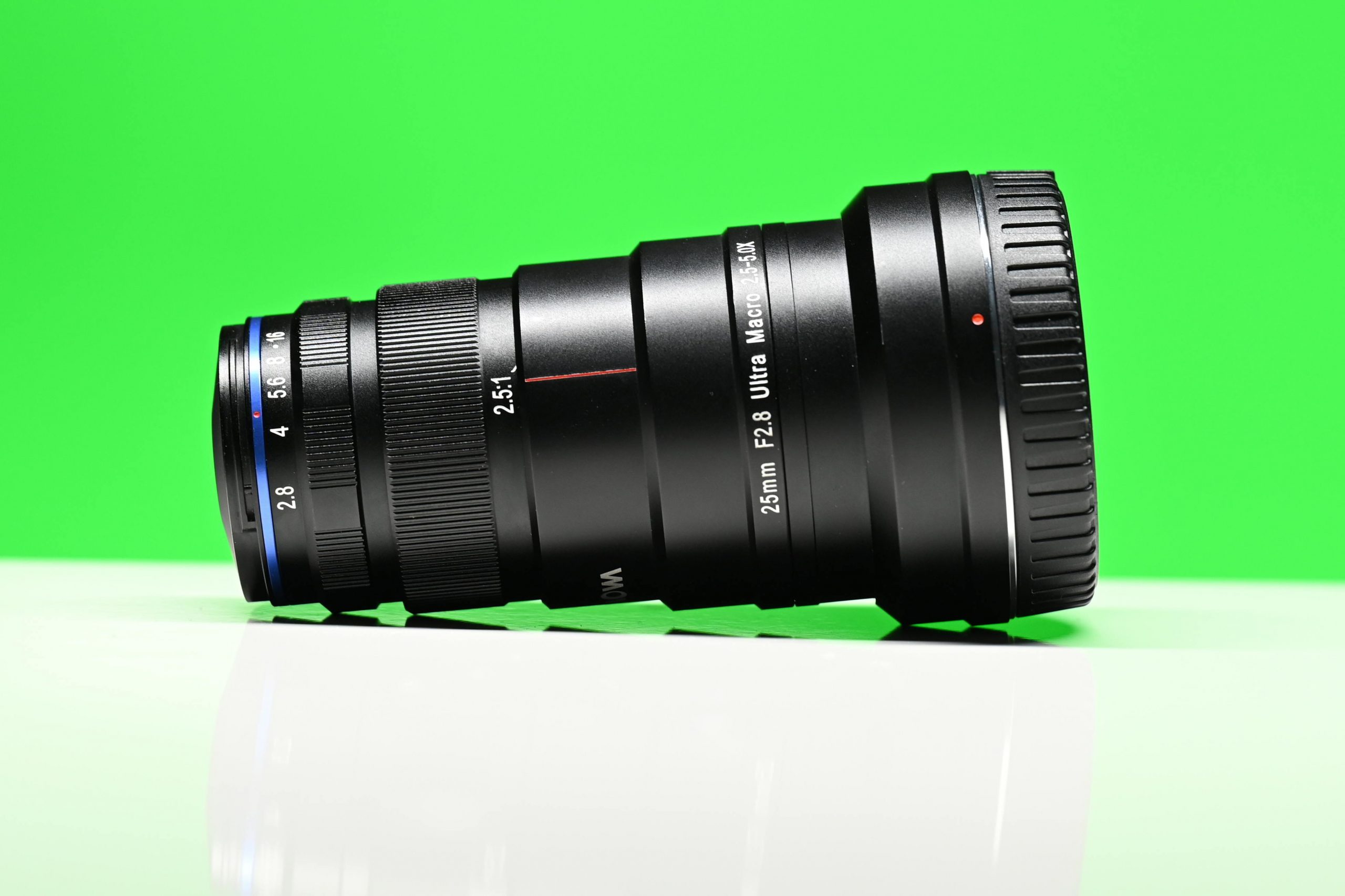 Laowa 25mm f/2.8 2.5-5X Ultra Macro Lens Review - Newsshooter