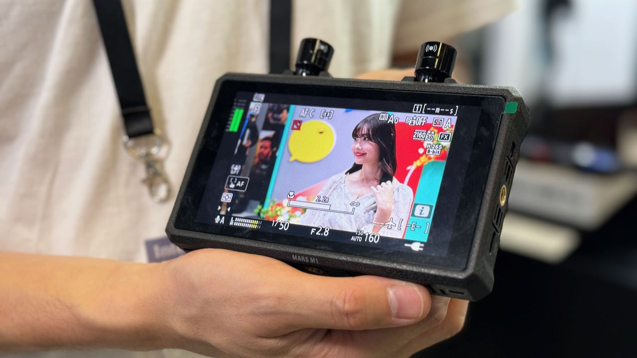 Hollyland Mars M1 Enhanced First Look - Newsshooter