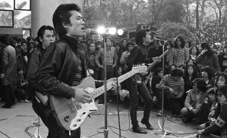 日比谷野音100年物語】キャロル解散炎上コンサート、キャンディーズの