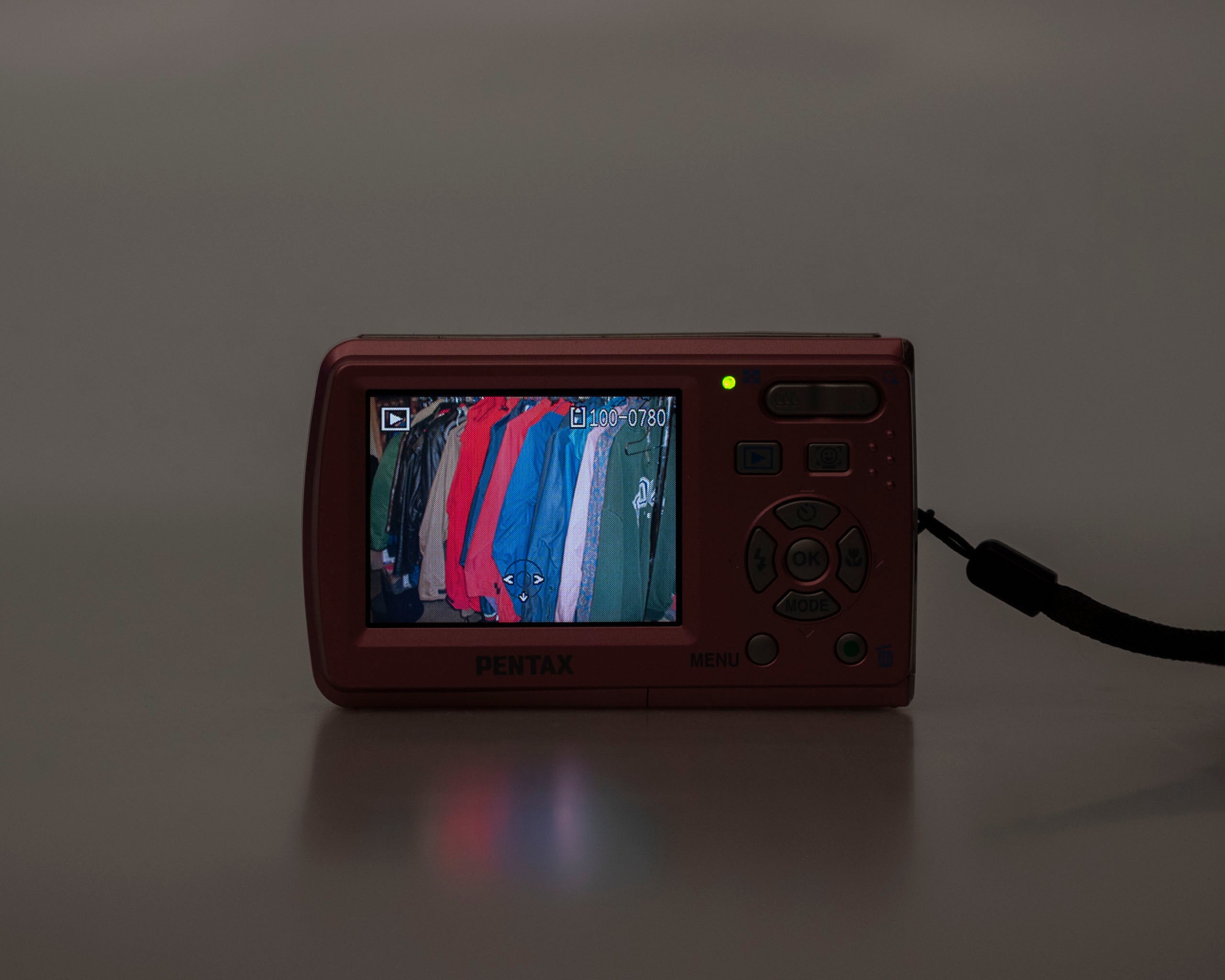 Pentax Optio E60 pink 10 megapixel digicam w/ 8GB SD card + case