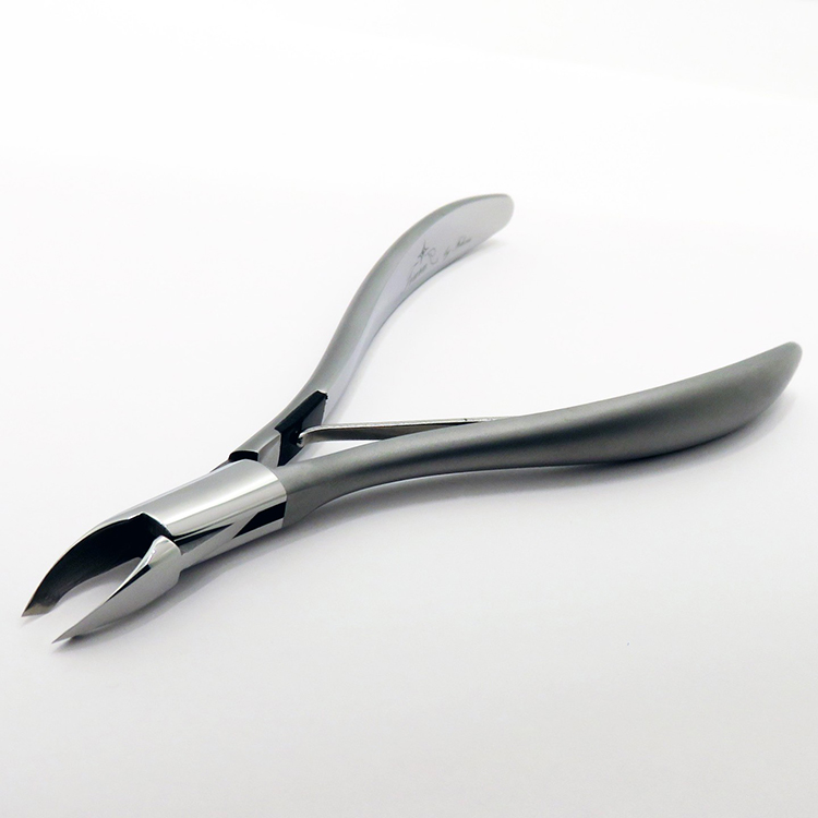 光 キューティクルニッパー 3mm Tiara by felicia | Nail Labo Online