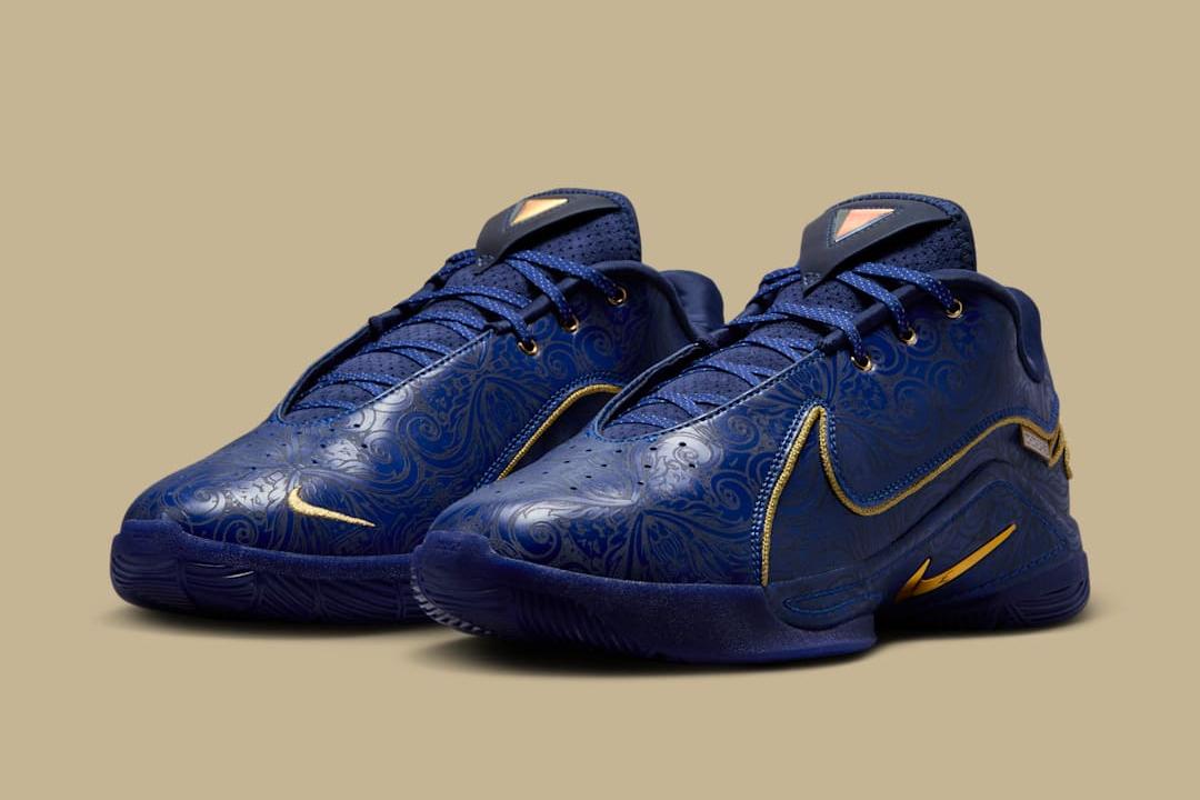 Monopoly x Nike LeBron 22 