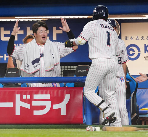 ヤクルト】山田哲人9号ソロ「甘く入ってきた球をしっかり打った」1000