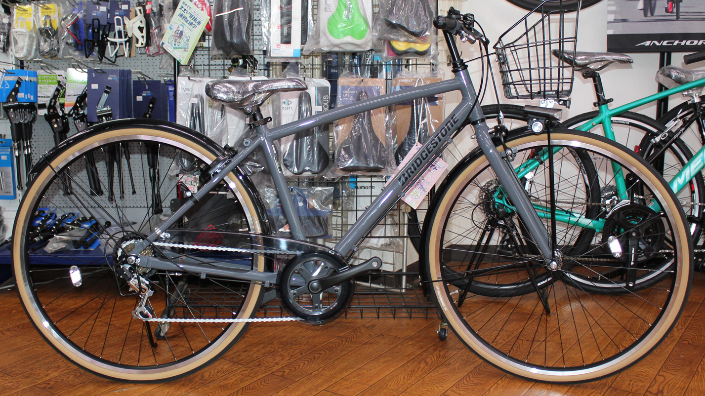 ブリヂストンの通学通勤用クロスバイクエルビーワンDXが入荷いたしました。