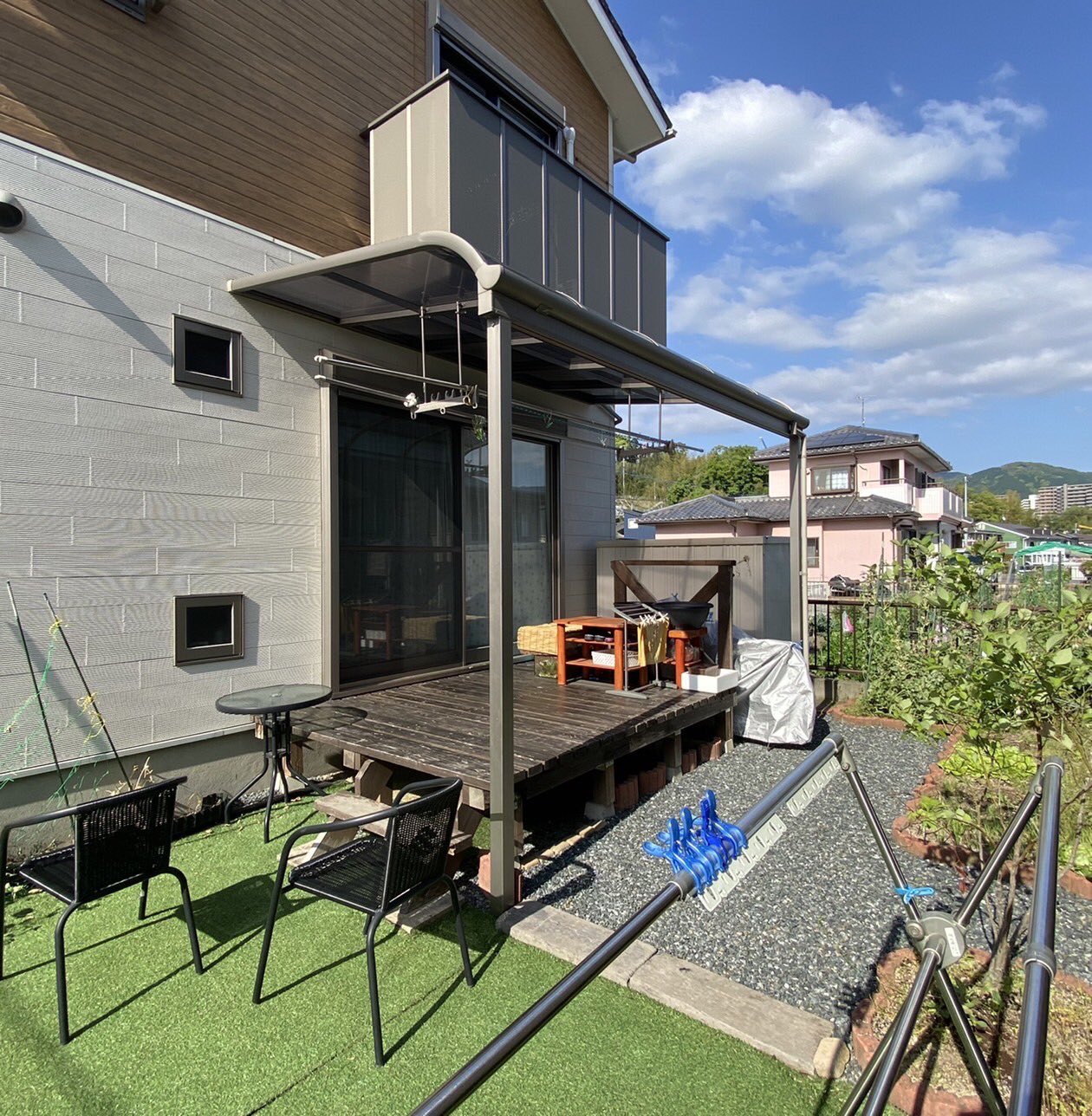 メロウグラスさんの黄色い屋根のお家 メロウグラスさんの黄色い屋根の