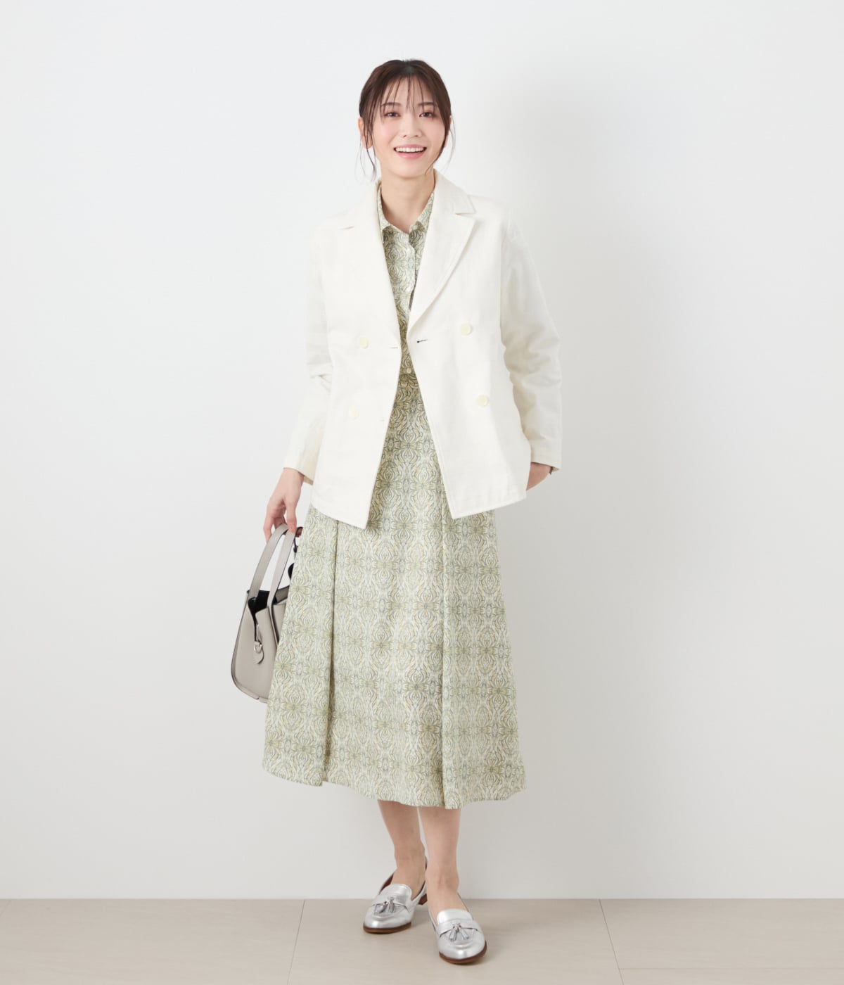 タッセル付きローファー（シルバー）(51965828-2025)｜ファッション