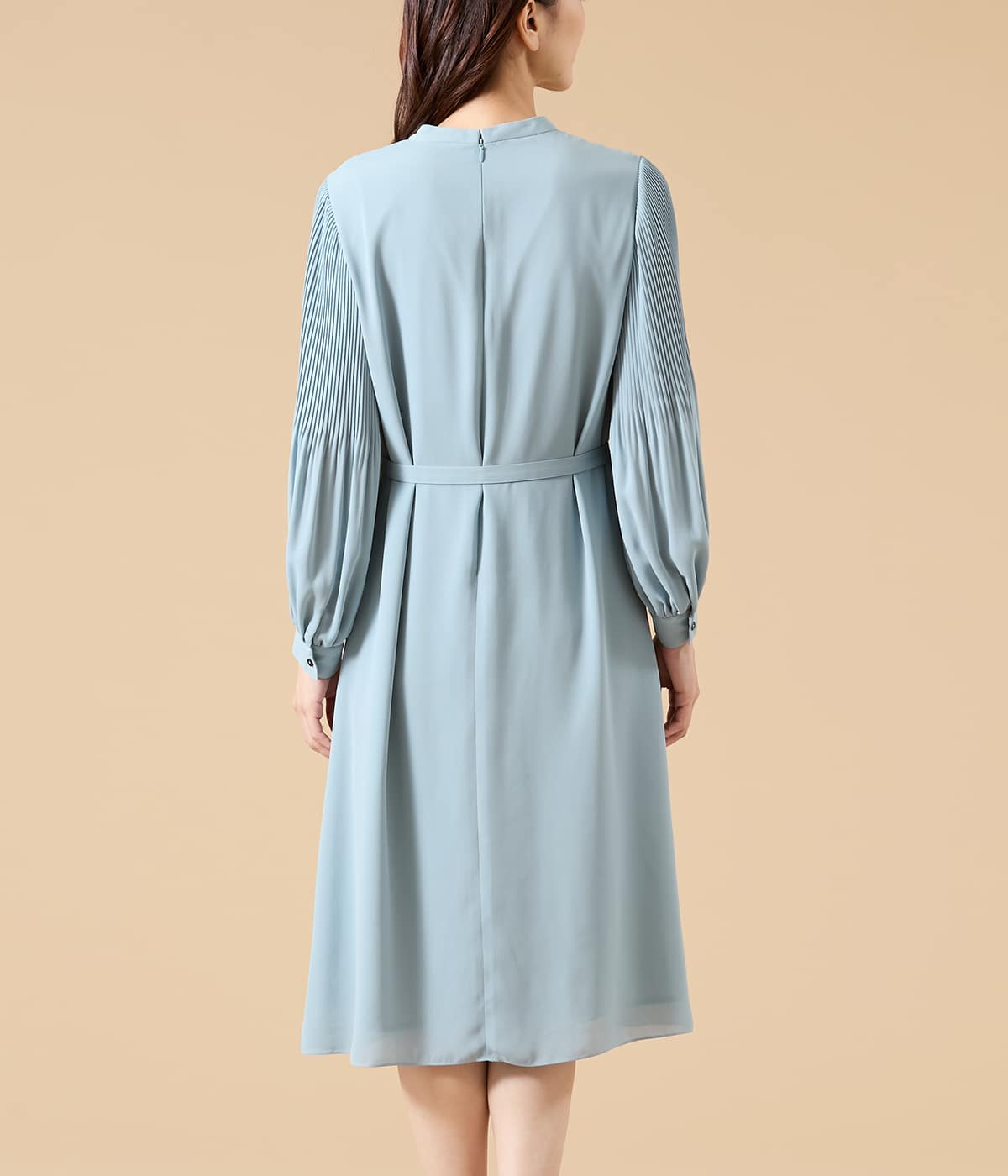 L】【ウォッシャブル】ソフトジョーゼット 袖プリーツワンピース