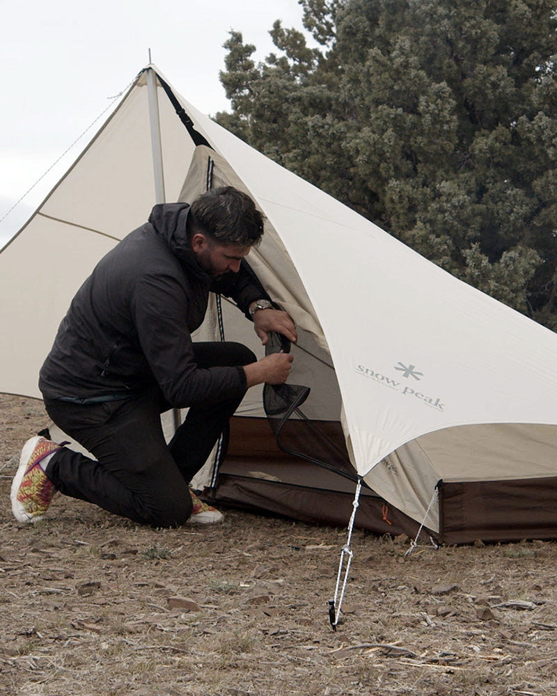 Penta Ease in Ivory | Snow Peak