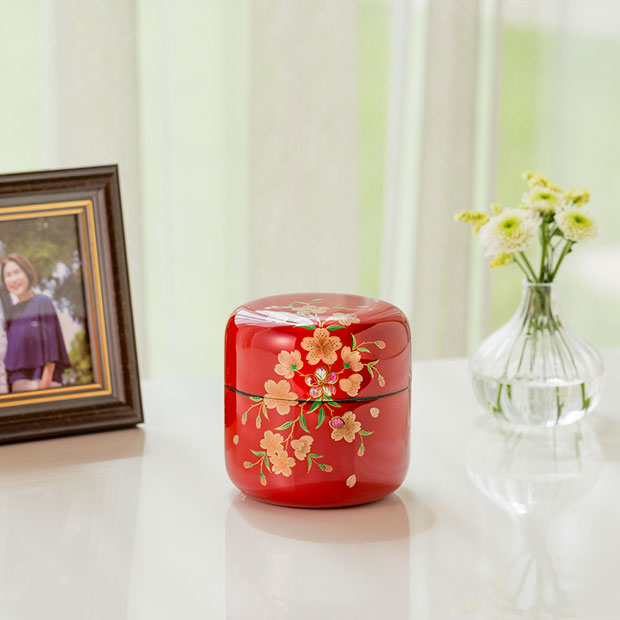 ミニ骨壷 蒔絵 ゆとり 朱塗 さくら | ソウルジュエリー 公式ブランドサイト