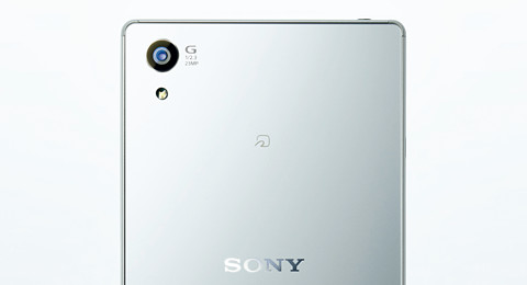 Xperia™ Z5 SOV32 | デザイン | Xperia（エクスペリア） | ソニー