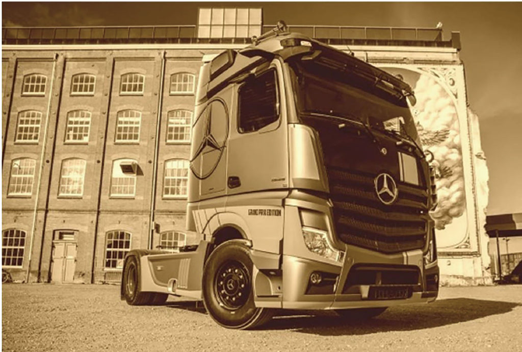 1/24 メルセデス・ベンツ アクトロス MP4 ビッグスペース グランプリ