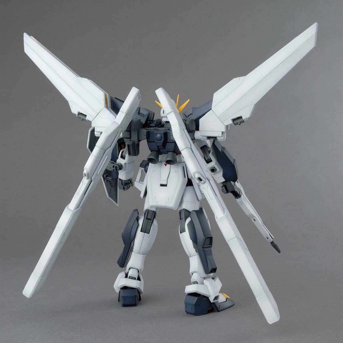 MG ガンダムダブルエックス 1/100スケール – SOOTANG HOBBY