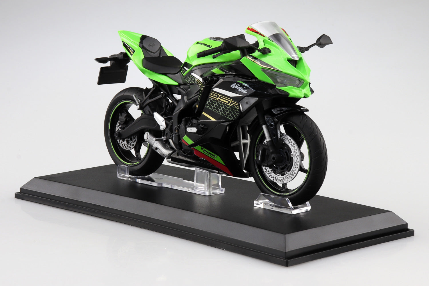 1/12 KAWASAKI Ninja ZX-25R ライムグリーン×エボニー – SOOTANG HOBBY
