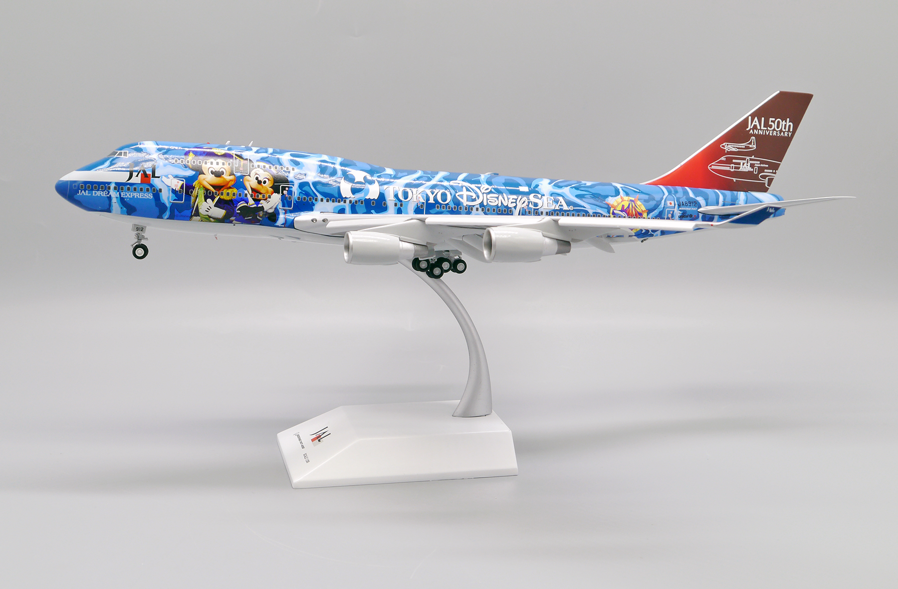 ScaleModelStore.com :: JC Wings 1:200 - BBOX2530A - Japan Airlines