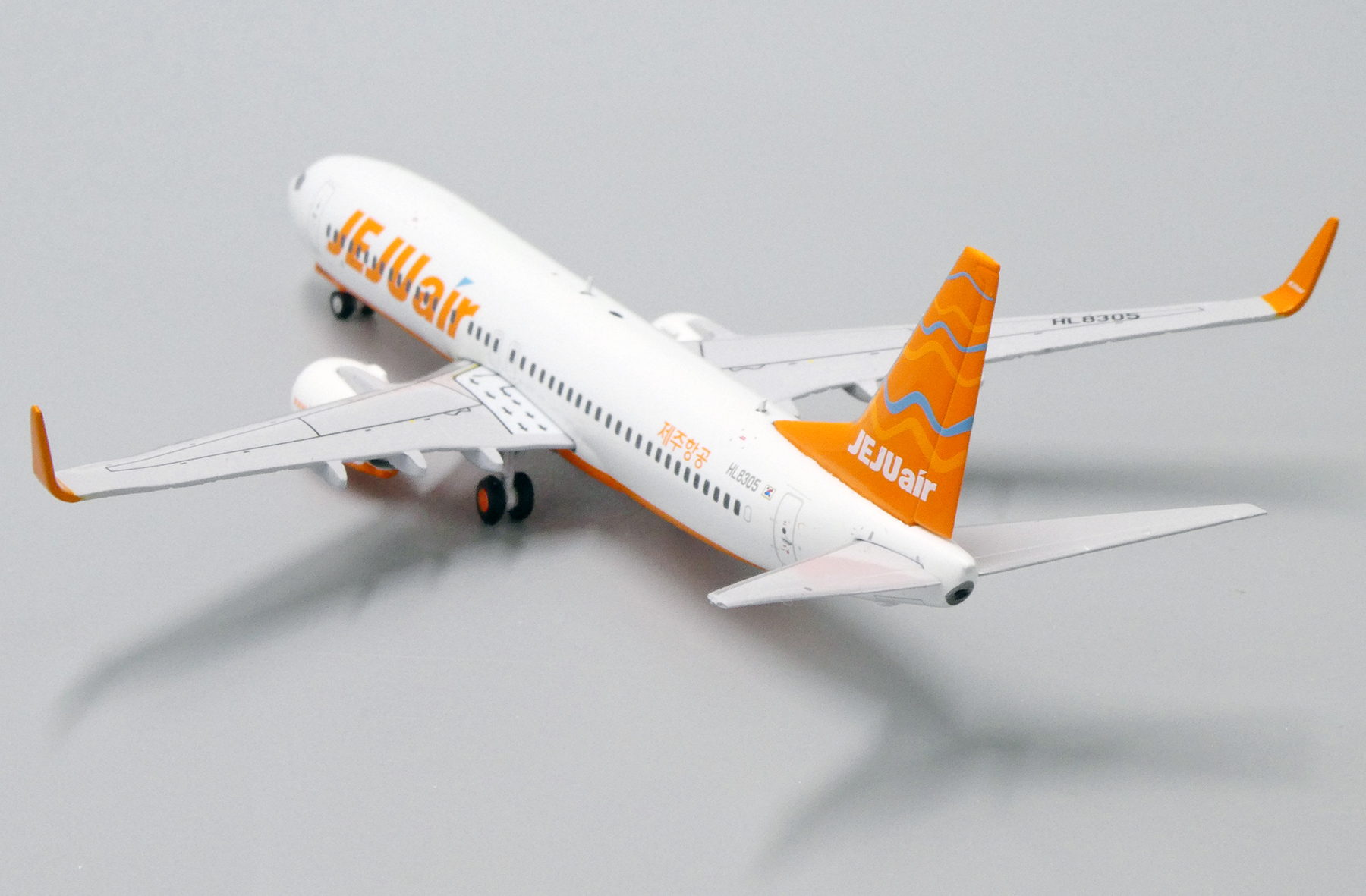 ScaleModelStore.com :: JC Wings 1:400 - XX4197 - Jeju Air Boeing