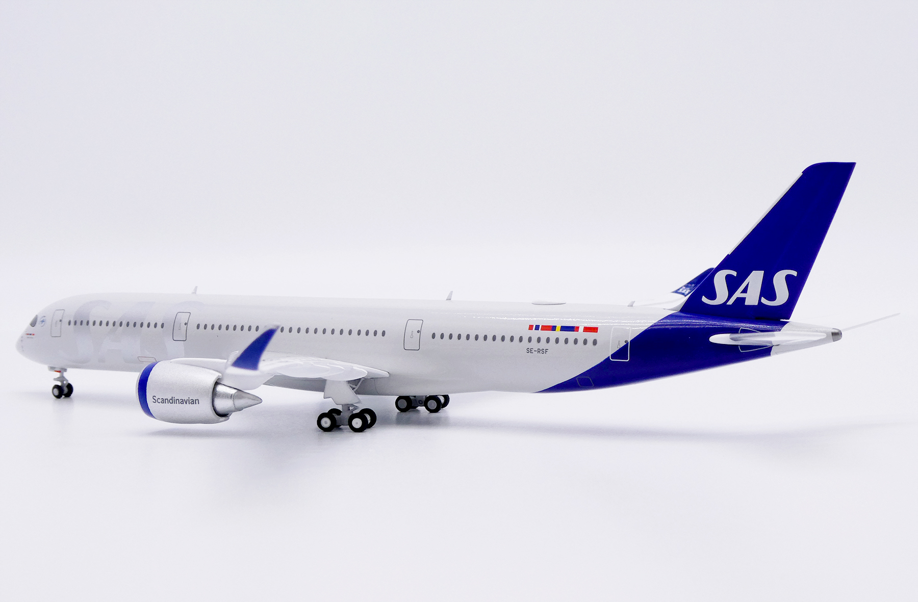 ScaleModelStore.com :: JC Wings 1:400 - XX40770 - SAS Scandinavian