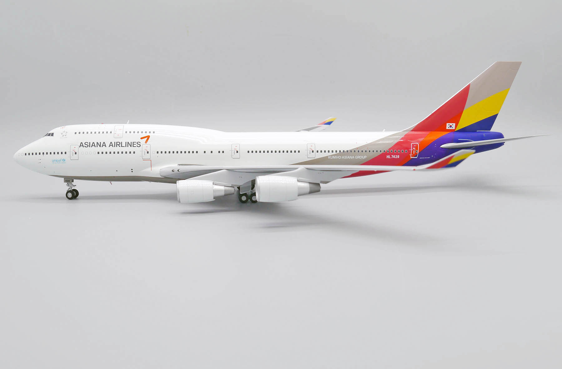 ScaleModelStore.com :: JC Wings 1:200 - XX20125 - Asiana Airlines