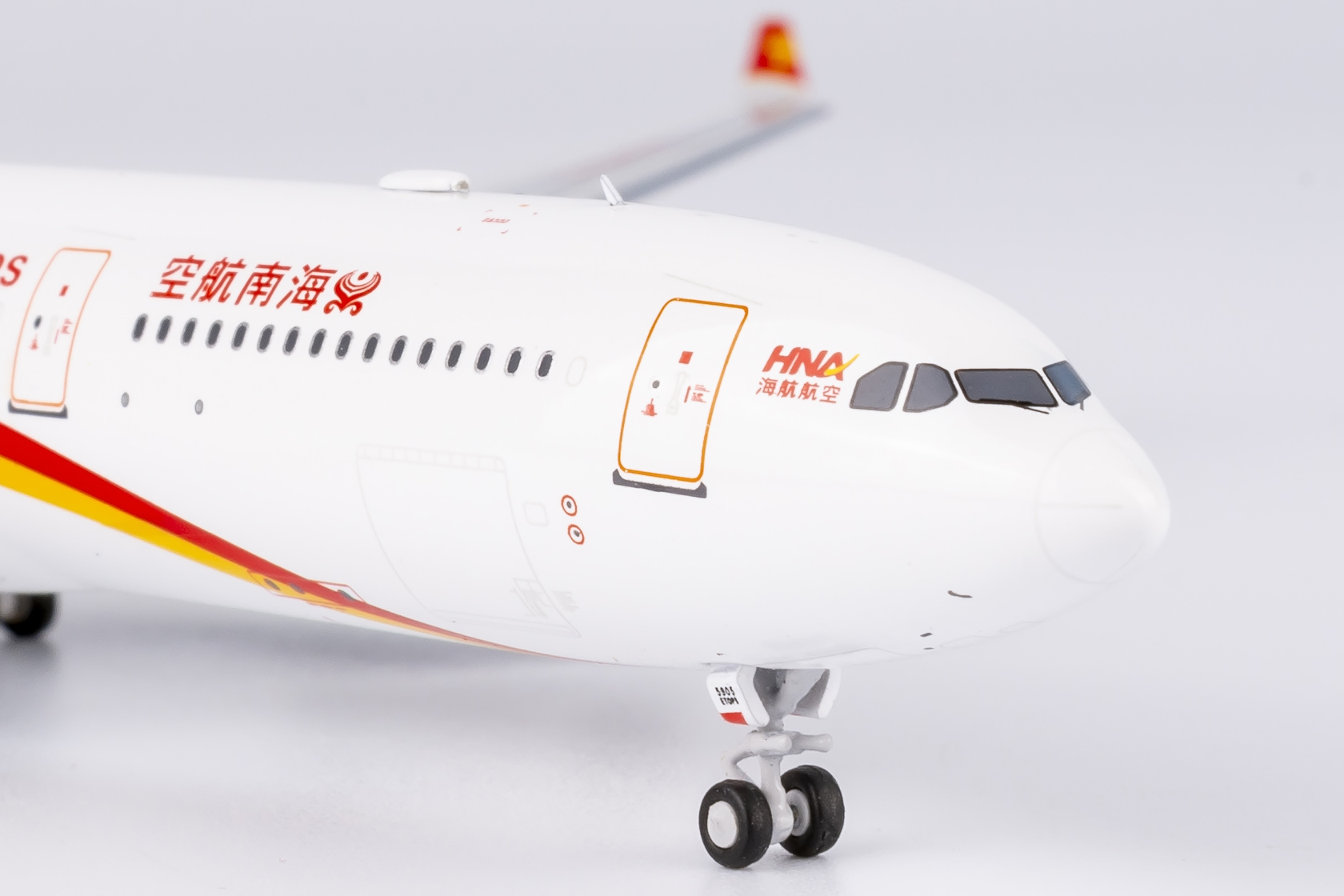 ScaleModelStore.com :: NG Models 1:400 - 62071 - Hainan Airlines