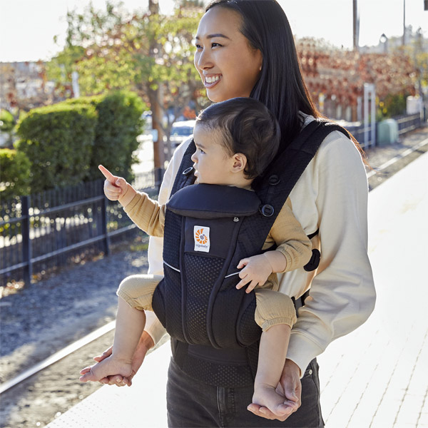 ErgoBabyCarrier オムニ ブリーズ オニキスブラック 専用カバー付き3点