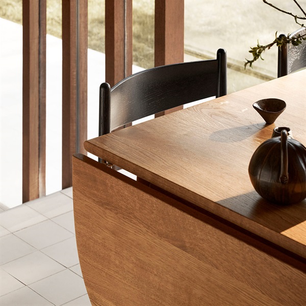 CH006 ダイニングテーブル / オーク材 オイル仕上げCarl Hansen & Son