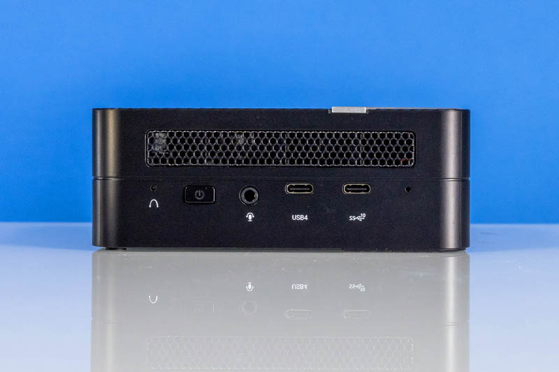 Minisforum UM690 Review An AMD Ryzen 9 6900HX Mini PC