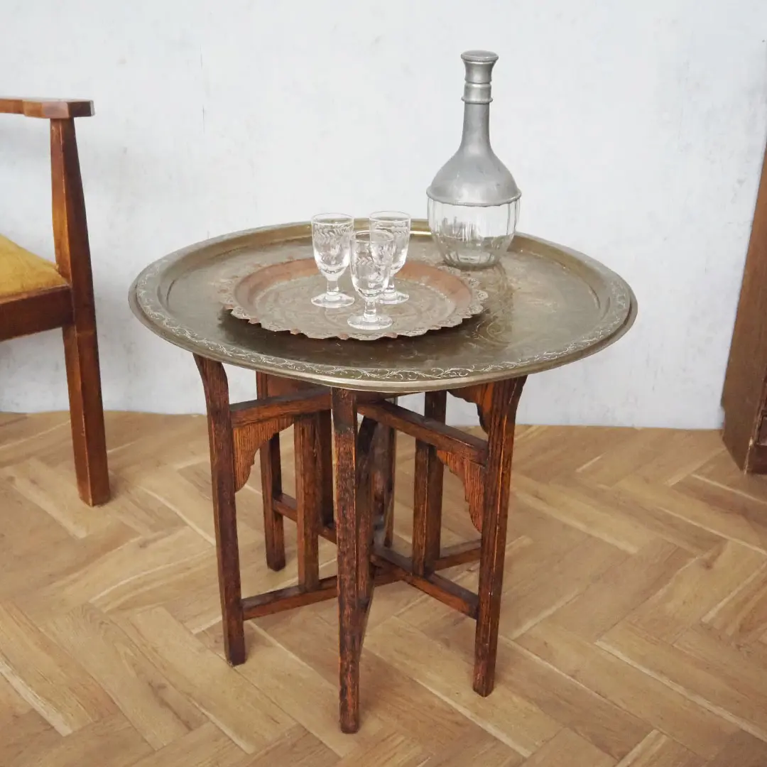 アンティークテーブルのオンライン商品 イギリスとフランスから洗練