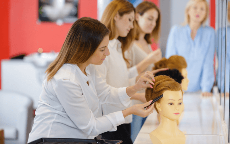 国家試験用ウィッグの選び方と汚れたときのお手入れ方法