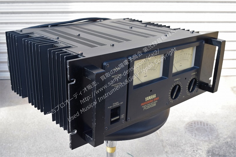 中古音響機材】 YAMAHA PC2002M PAパワーアンプ