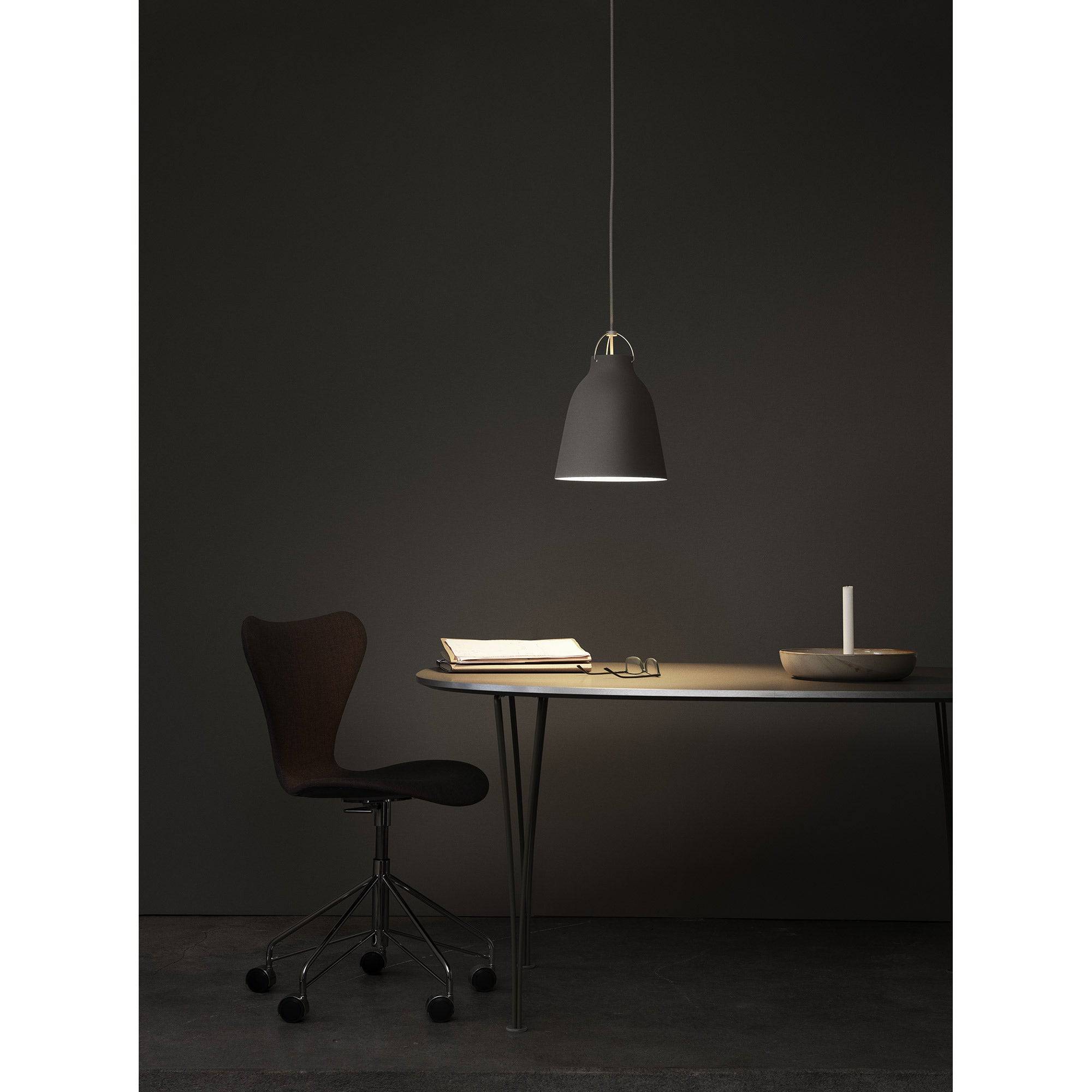 Caravaggio pendant lamp matt tones – Skandium
