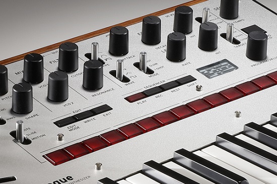 シンセ】フル・プログラマブル・モノフォニック・アナログ