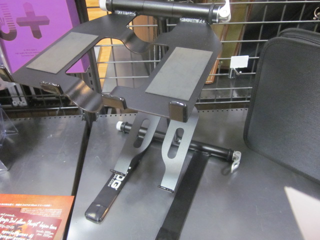 新入荷！】【ラップトップスタンド】UDG U6010BL｜島村楽器 仙台ロフト店