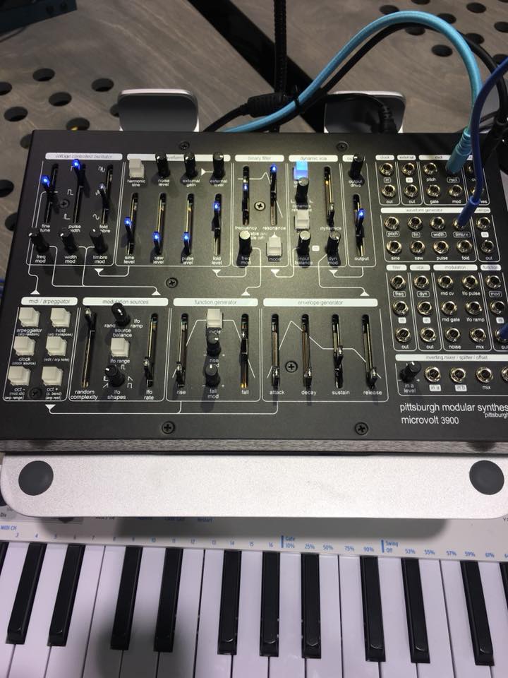 シンセサイザーファン必見！Pittsburgh Modularの新作セミモジュラー