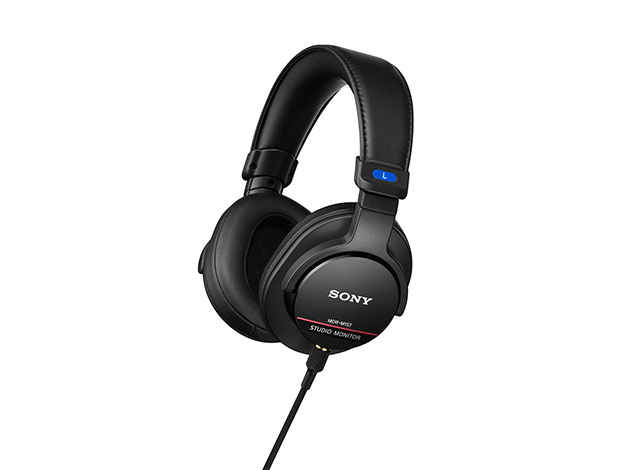 SONYが満を持して放つ新世代のモニターヘッドホン『MDR-M1ST』入荷しま