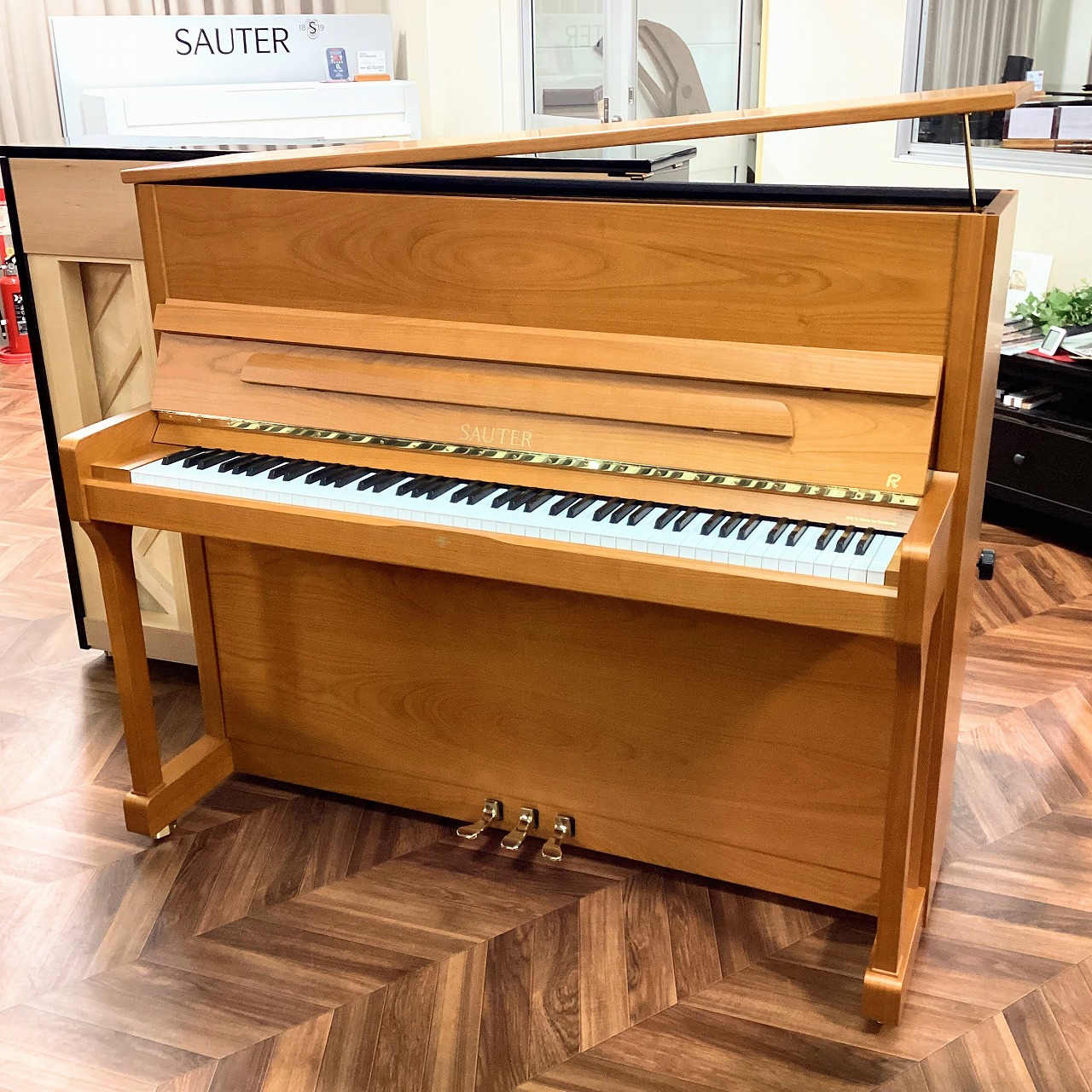 輸入ピアノ】『厳選された輸入ピアノが一堂に集結』STEINWAY＆SONS