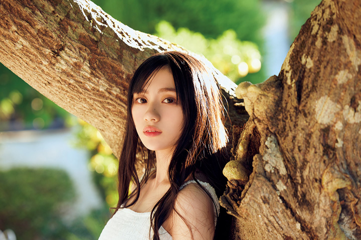 乃木坂46川﨑桜 1st写真集『エチュード』 | 新潮社