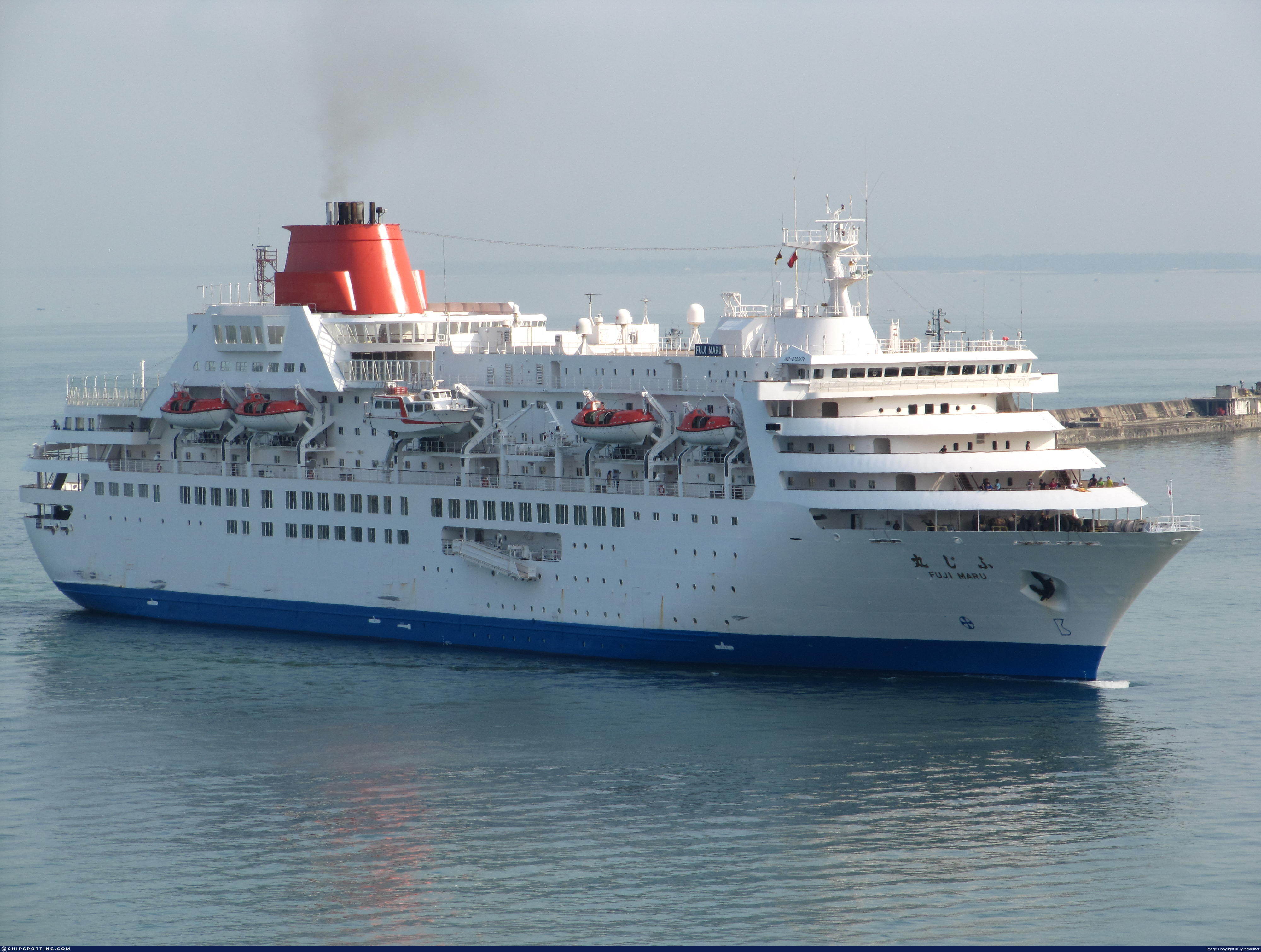 FUJI MARU - IMO 8700474 - ShipSpotting.com - Ship Photos