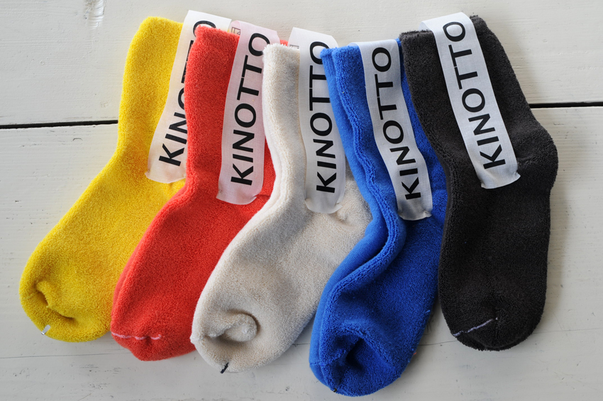 秋の靴下とお手入れアイテム | SHOZO COFFEE