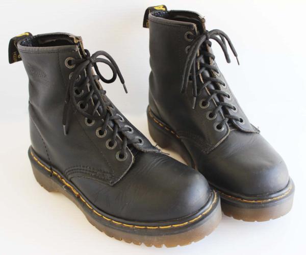 英国製 DR.MARTENSドクターマーチン 8ホールブーツ 厚底 黒 UK6