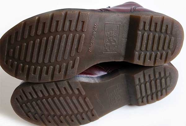 英国製 DR.MARTENSドクターマーチン キャップトゥ 6ホールブーツ