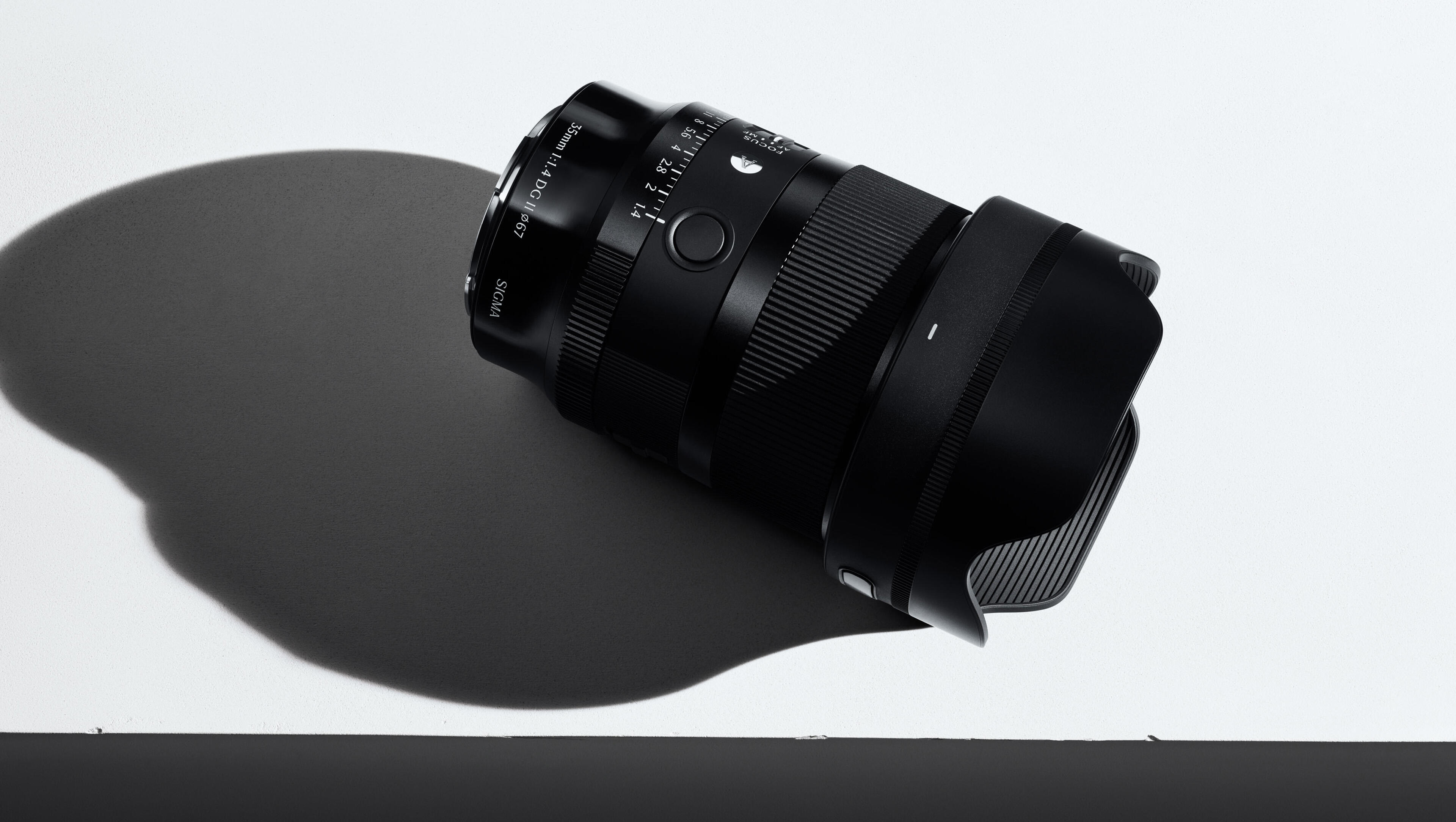 35mm F1.4 DG II | レンズ | Sigma