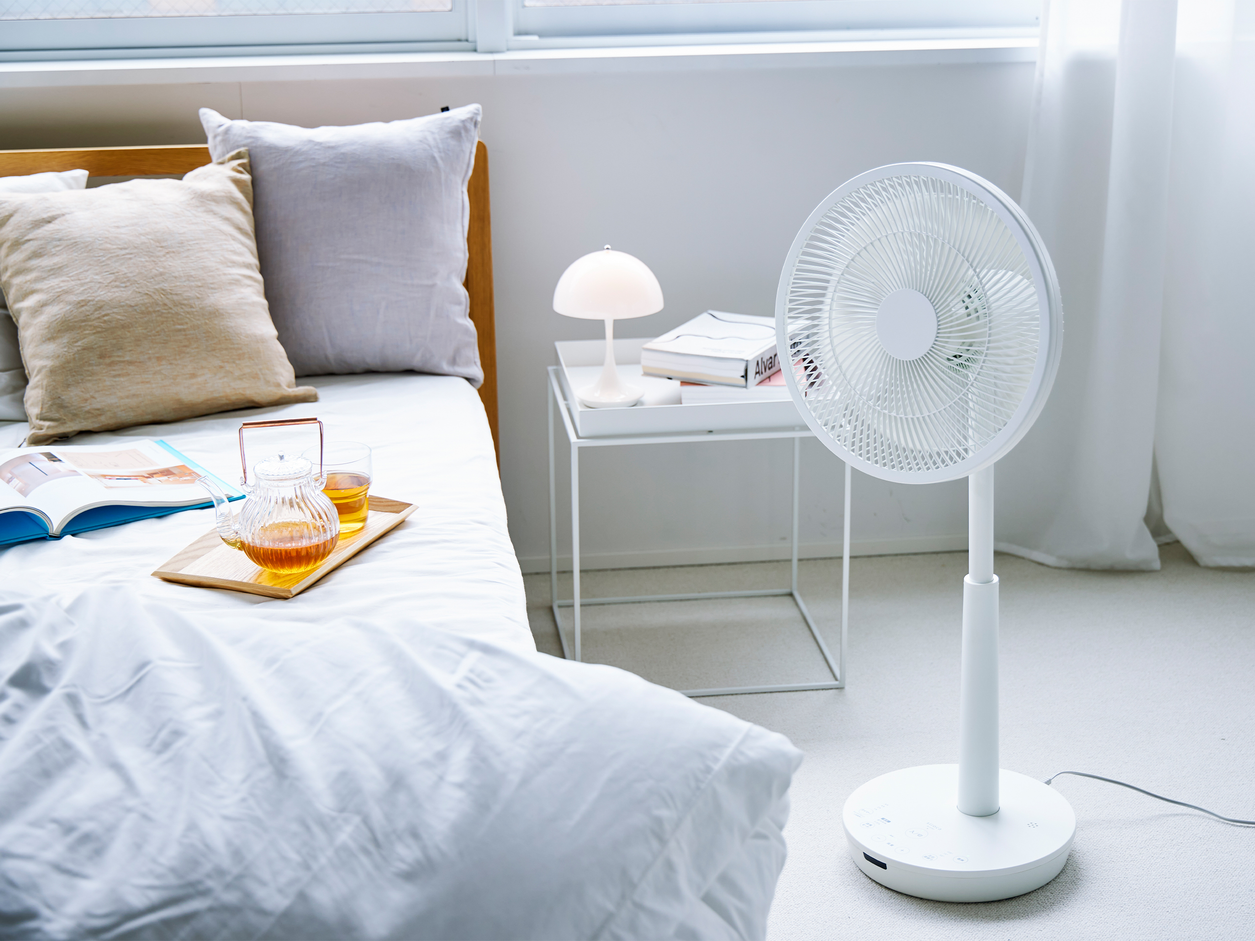 DC 音声操作 サーキュレーター扇風機 シロカのポチタマ扇｜シロカ