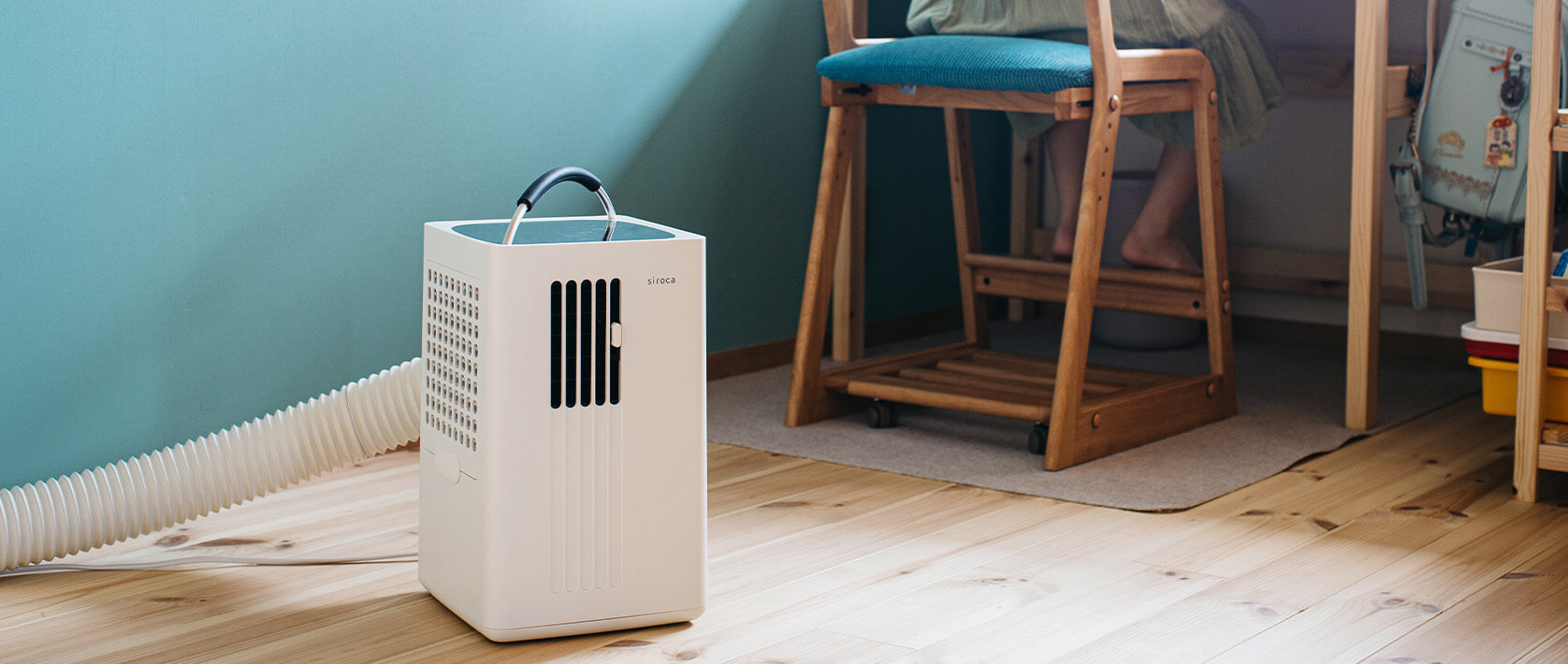 除湿機能付き ポータブルクーラー｜シロカ