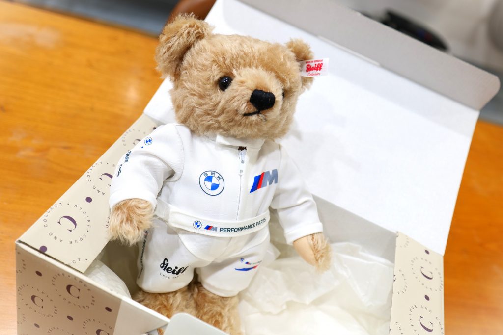 コレクター垂涎の品！BMWとSteiffとスタディの夢のコラボ！！ | Studie