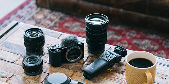 デジタルカメラVLOGCAM「ZV-E10」にダブルズームレンズキット登場！5月