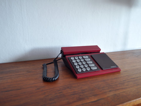 Iconic Beocom 1000 telephone from 1986 by Bang & Olusfen – Studio