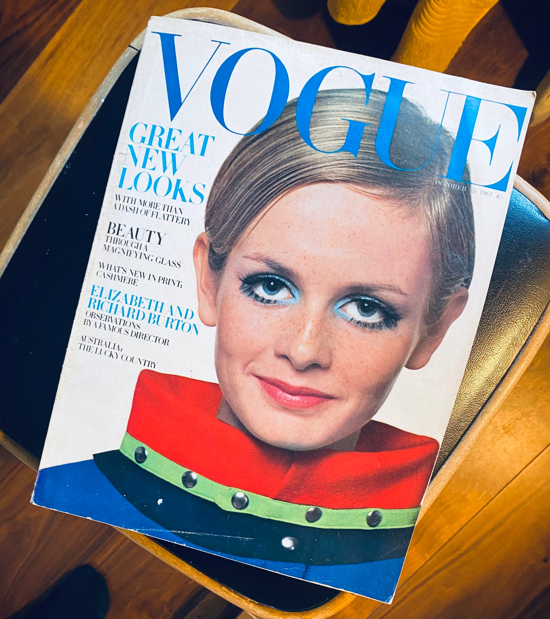 1999 Millenium Vogue Magazine - Special Silver Cover